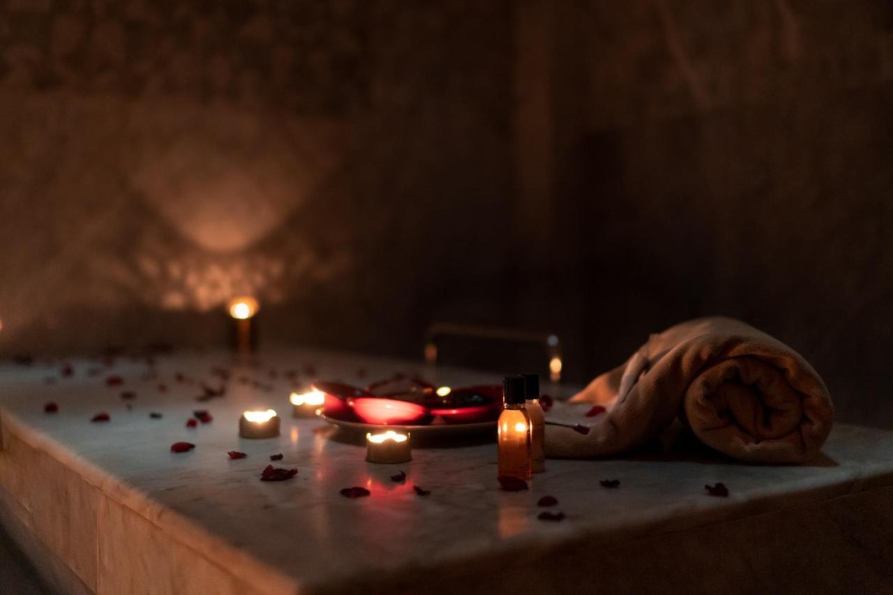 - Relais & Chateaux 5* Fes