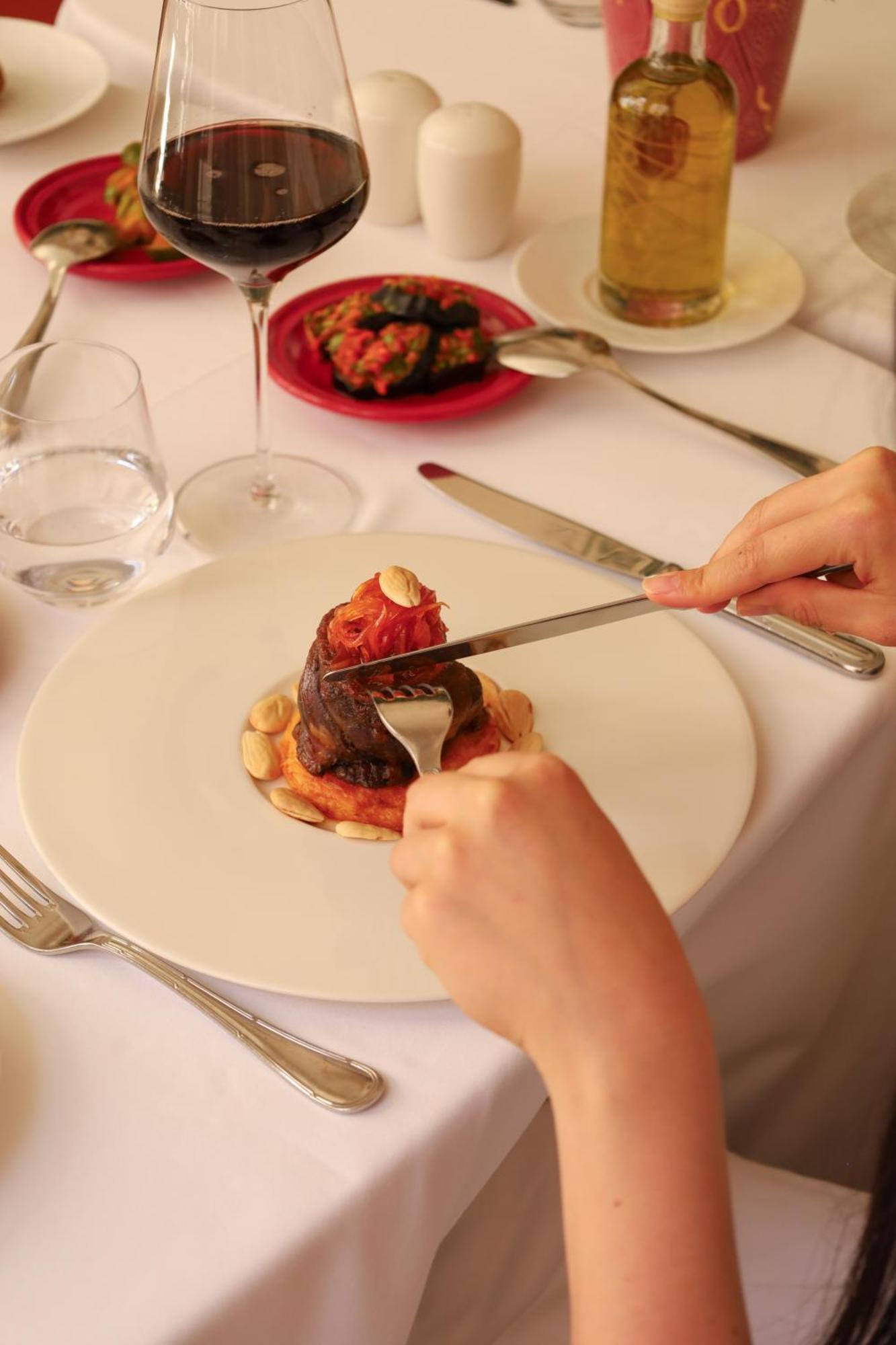 - Relais & Chateaux